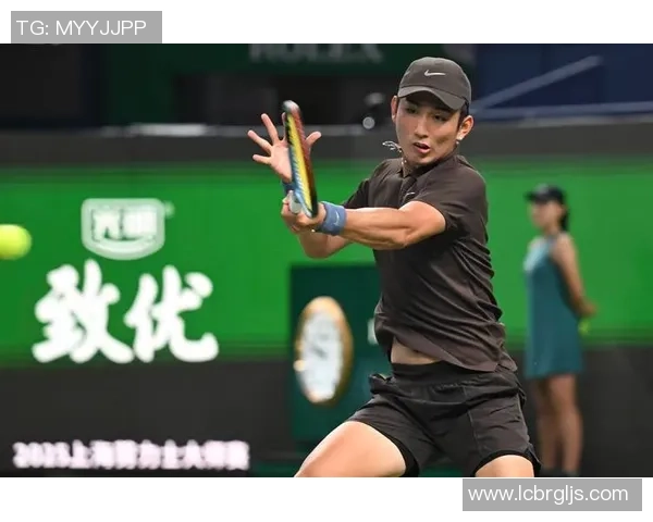 上海网球队在世界杯预选赛中的实力展现与未来发展潜力分析 上海网球队在世界杯预选赛中的实力展现与未来发展潜力分析