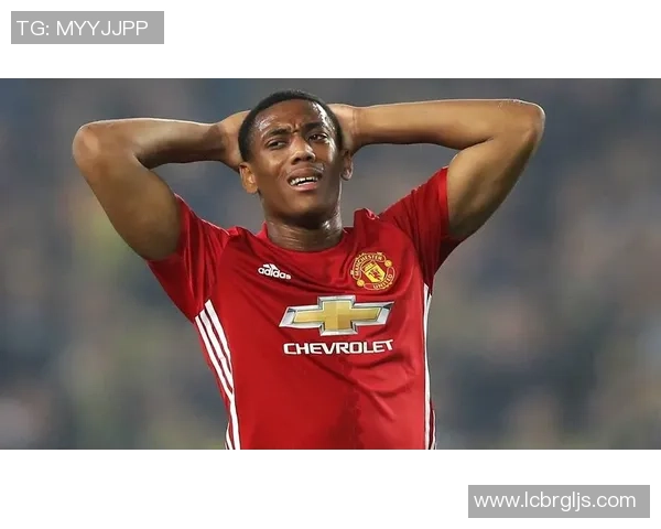 全球知名足球明星中有哪些纯黑人球员值得关注与喜爱