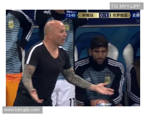 大花臂足球明星的传奇人生与场上风采揭秘