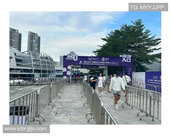 广州网球队的训练与比赛状态全景揭秘助力网球巨献盛宴 广州网球队的训练与比赛状态全景揭秘助力网球巨献盛宴