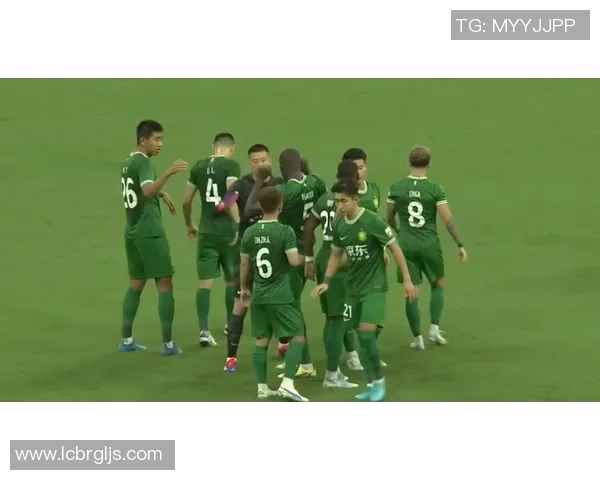 南京足球队耐力争议引发热议球迷与专家各执己见探讨背后原因