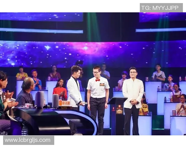 杨娜独家分享羽毛球技巧与心得助你提升竞技水平与乐趣 杨娜独家分享羽毛球技巧与心得助你提升竞技水平与乐趣