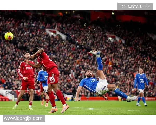 深入解析英超联赛精彩瞬间与球员表现的足球节目全景展示