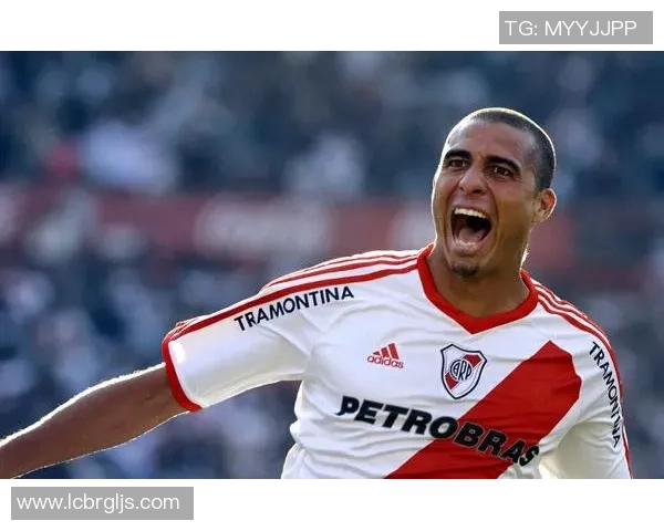 特雷泽盖音乐之旅：重温天下足球的激情与回忆