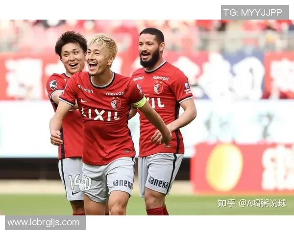 足球开炮激情四射球场上的风云变幻与精彩瞬间尽在其中 足球开炮激情四射球场上的风云变幻与精彩瞬间尽在其中